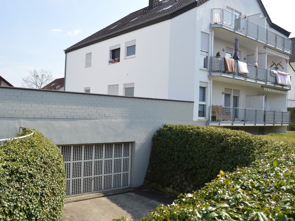 Objekt 421: 3-Zimmer-Wohnung mit Balkon im Obergeschoss eines Mehrfamilienhauses in Gernsheim